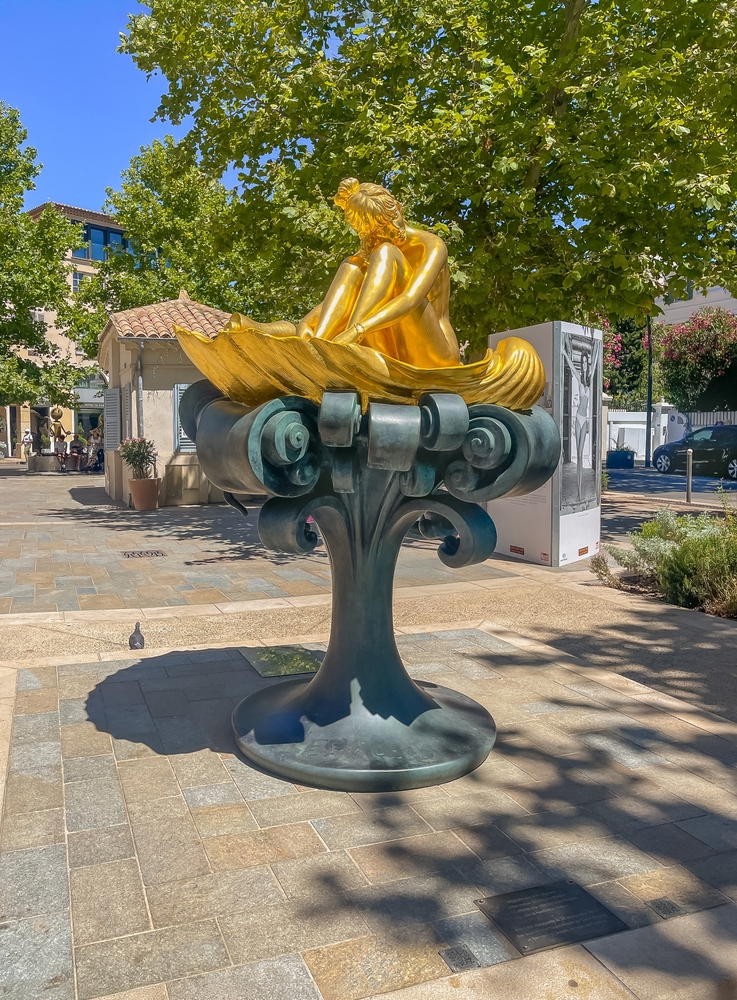 Brigitte Bardot una cascata bionda!